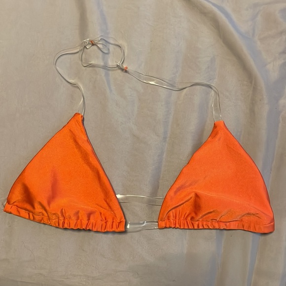 Invisible Strap Bikini - Picture 3 of 5